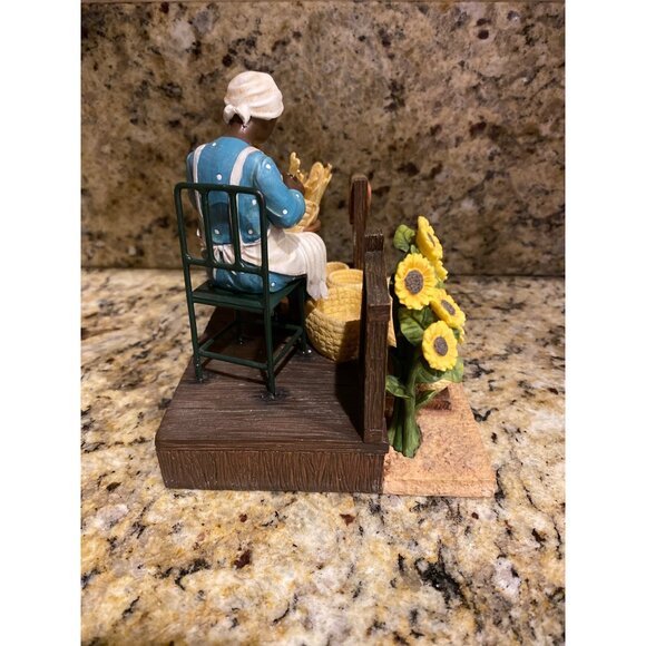 Annie Lee “Weavin’ Sunshine” – Sass ’n Class Figurine (2005) - No Box - Picture 12 of 13